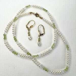 Lee Sands Freshwater Pearl Peridot Crystals Necklace & Earrings Set Gold Tone